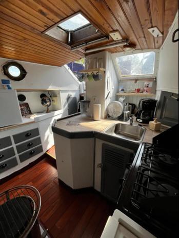 Bateau Watson Accueillant & Chaleureux Hotel Уистреам Екстериор снимка