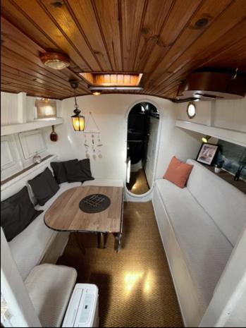 Bateau Watson Accueillant & Chaleureux Hotel Уистреам Екстериор снимка